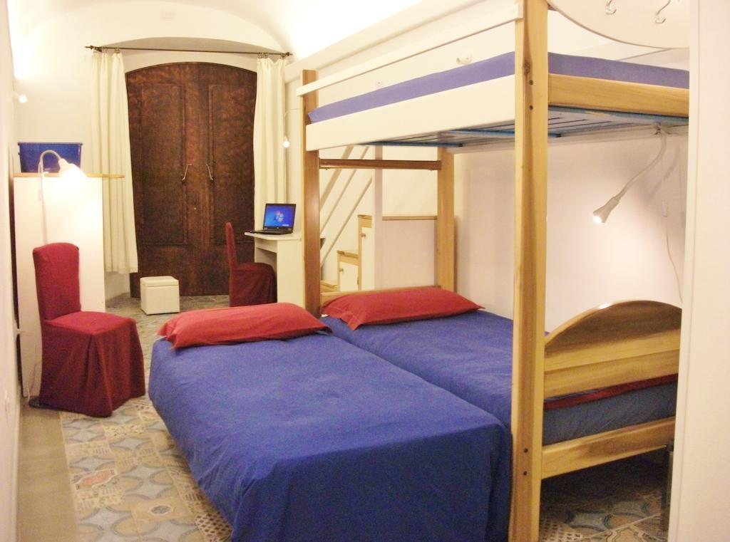 Residenze Palazzo Pes Apartment Cagliari Phòng bức ảnh